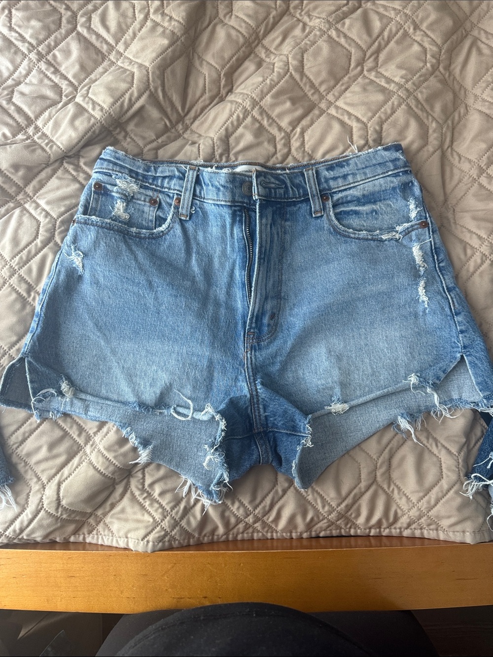 Women’s Abercrombie Curve Love the mom short high rise